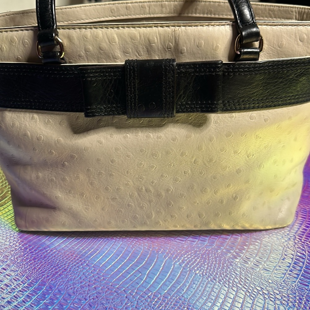 Kate Spade - Picture 3 of 8